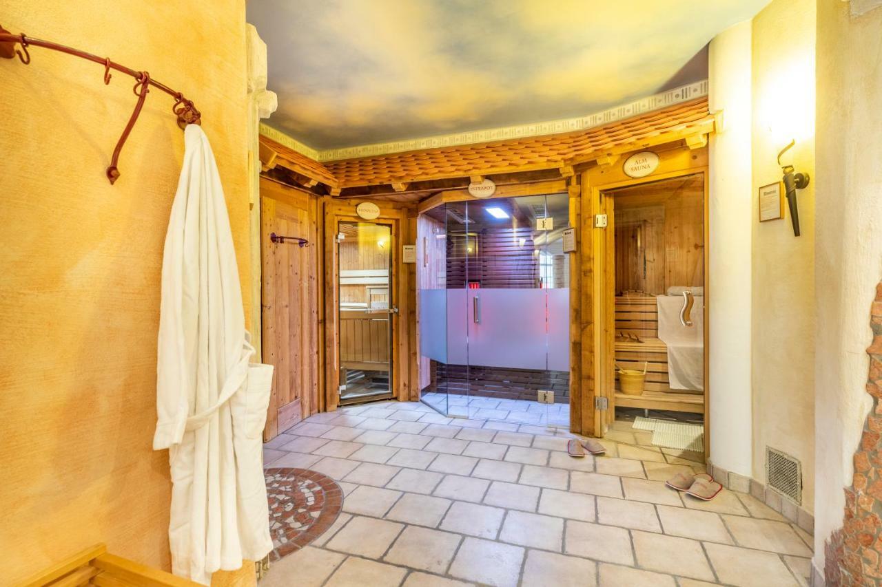 קליינארל Familien- Und Wellnesshotel Hanneshof מראה חיצוני תמונה